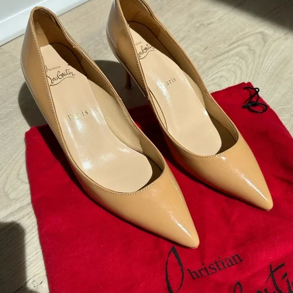 Christian Louboutin Beige Patent Leather Heels - Size 38 - Picture 3 of 8